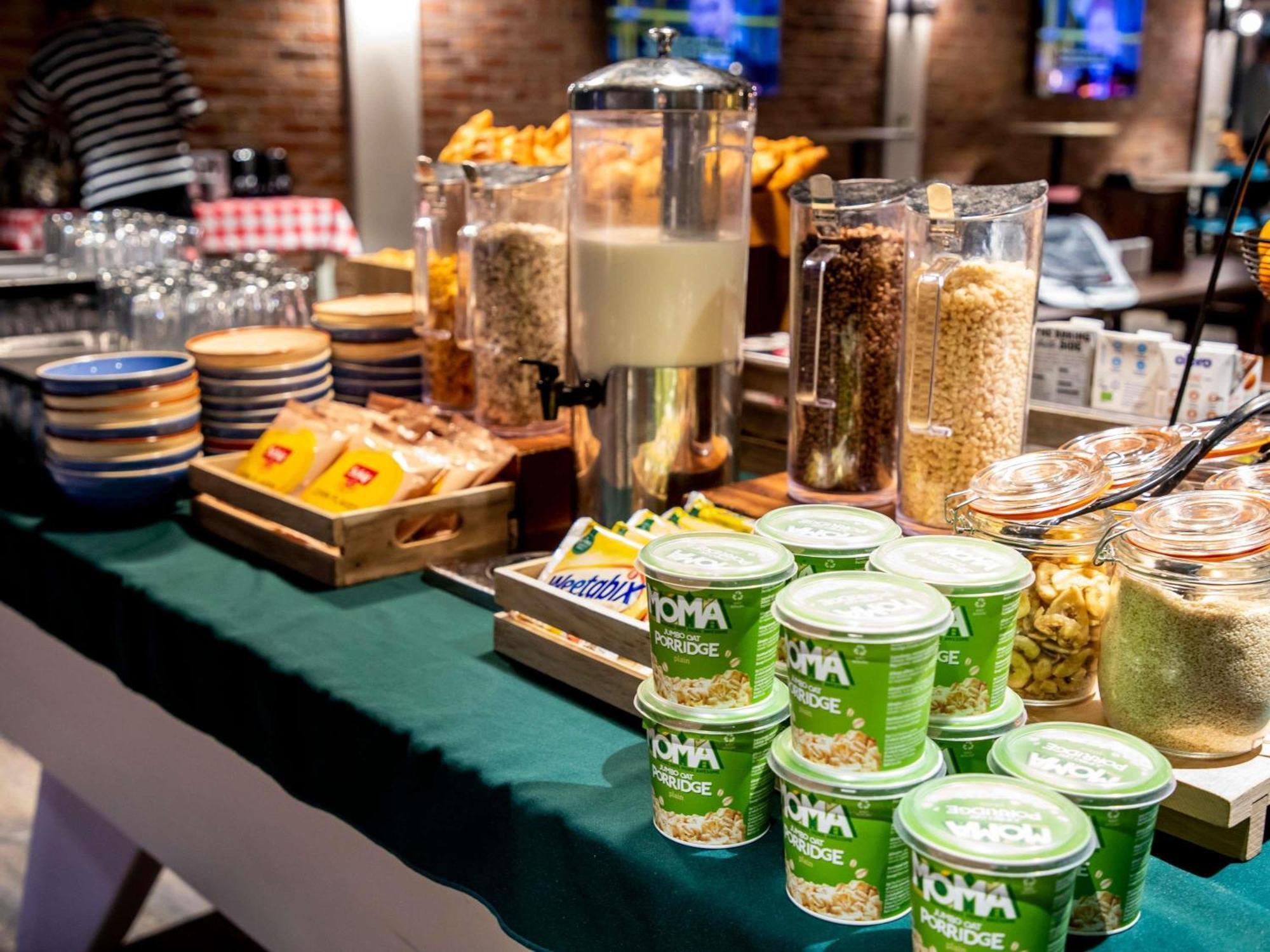 Ibis Styles Glasgow Central Esterno foto